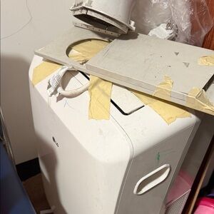 LG White Cooling Unit